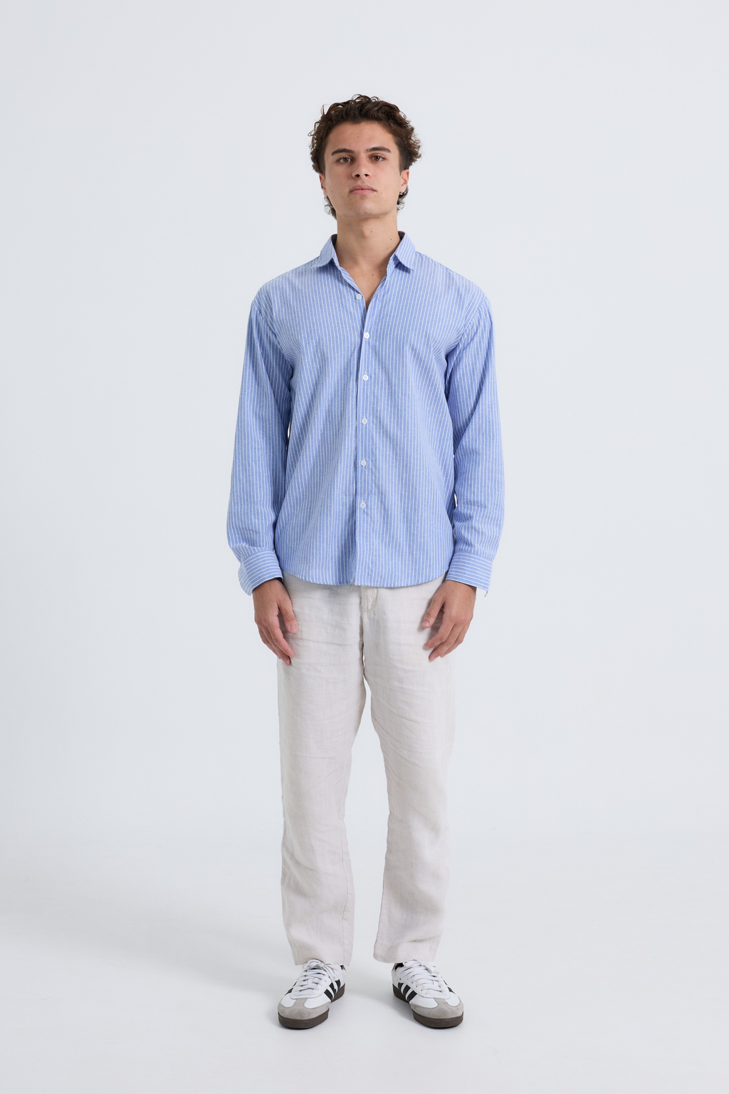 Striped Blue Shirt เสื้อเชิ้ตแขนยาว ลายริ้ว (SB0747)