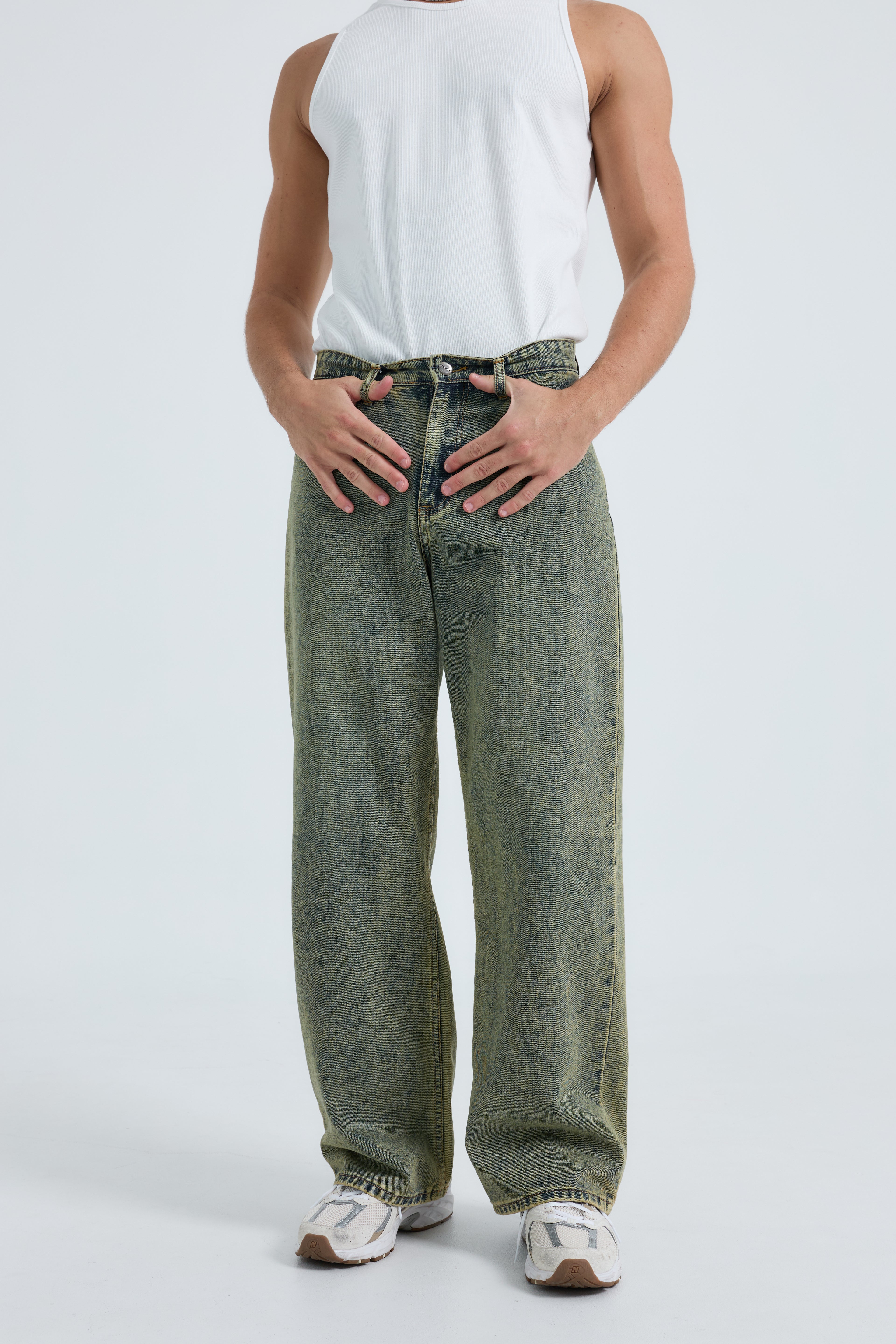 Berlin Baggy Jeans กางเกงยีนส์ทรงขากระบอกใหญ่ (P0054)
