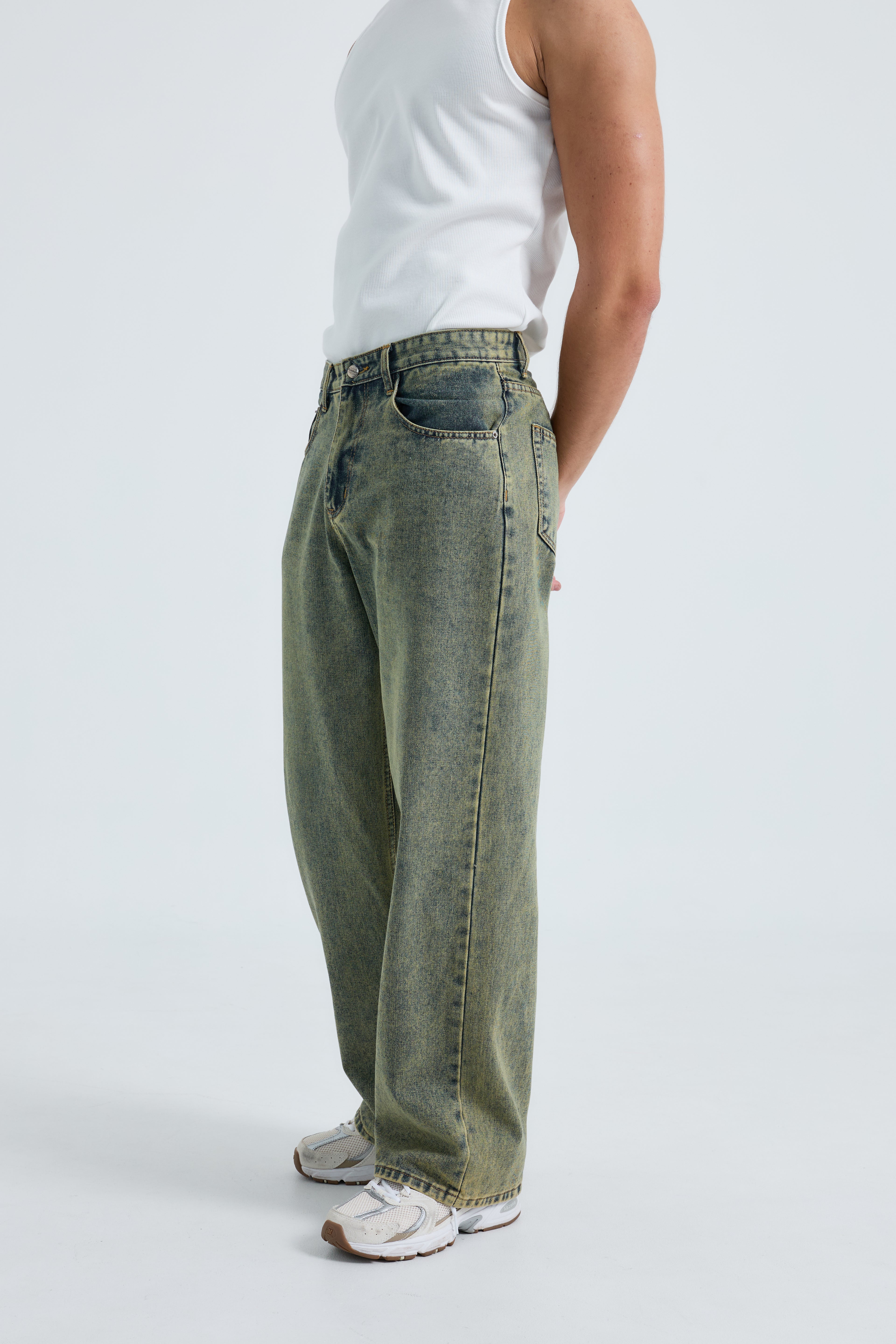 Berlin Baggy Jeans กางเกงยีนส์ทรงขากระบอกใหญ่ (P0054)