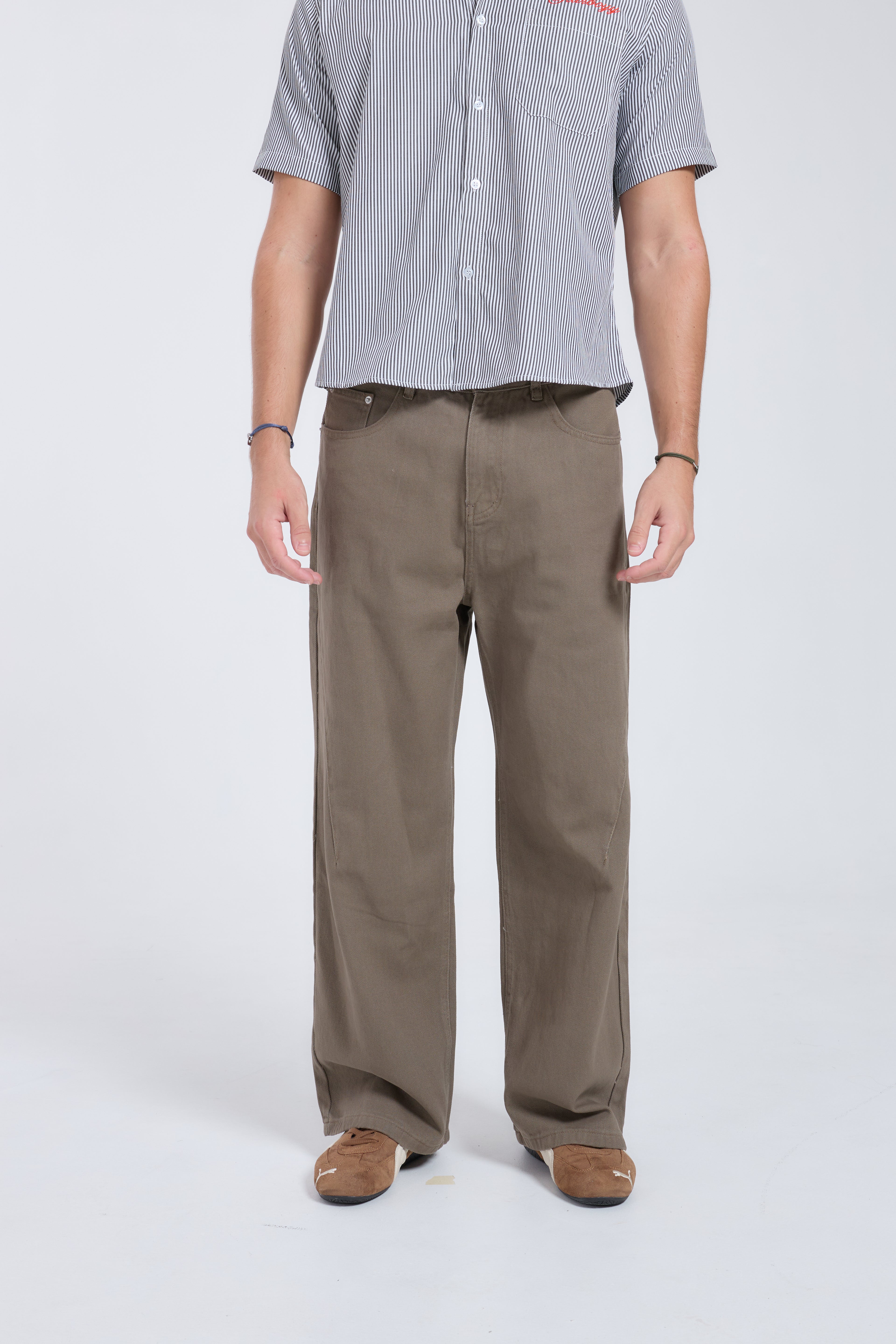 Bobby Baggy Jeans กางเกงยีนส์รุ่นบ็อบบี้ ผู้ชาย ทรงขากระบอกใหญ่ (P0045)