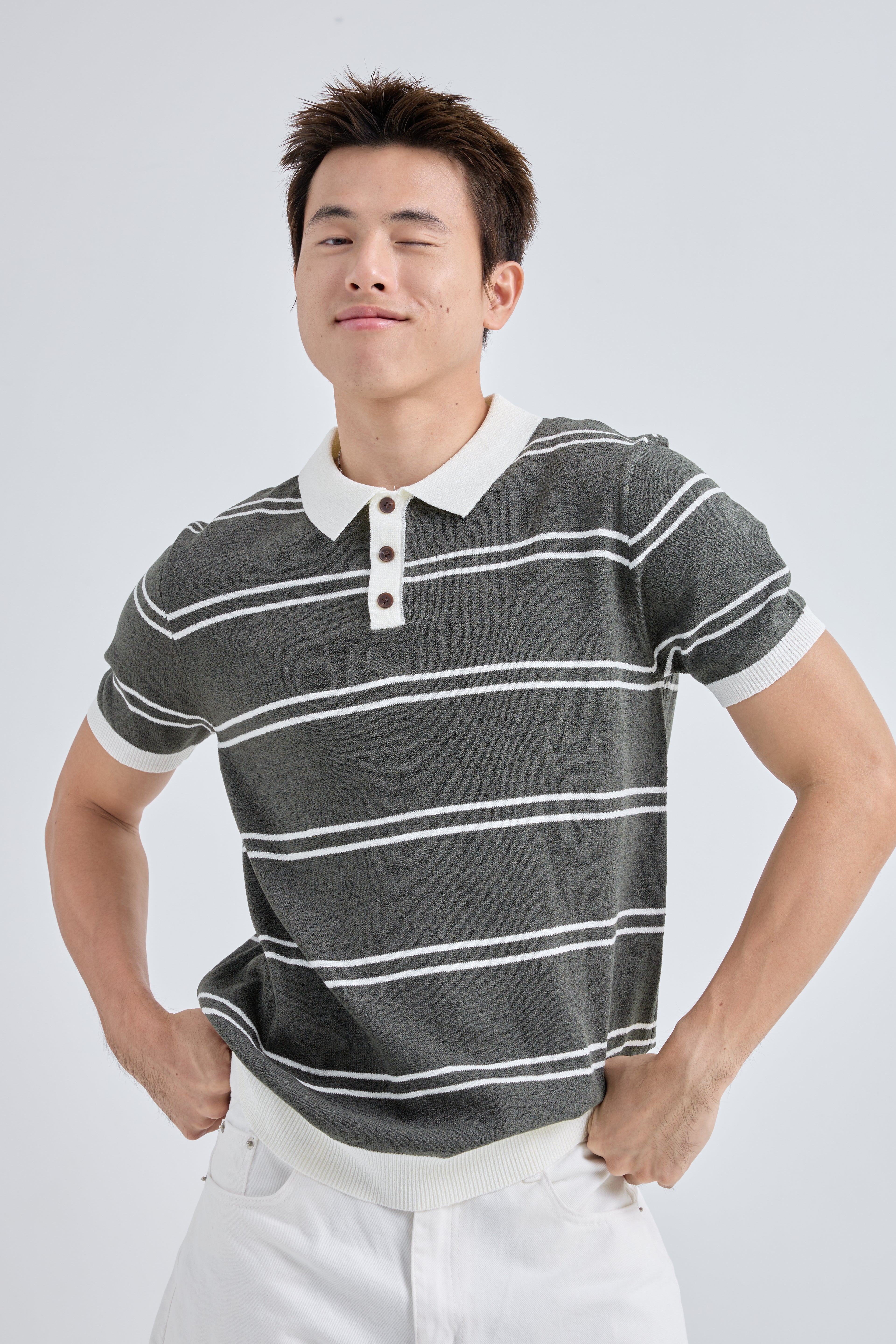 Gentle Premium Knit Polo เสื้อไหมพรมคอปก ลายทาง (SB0845)