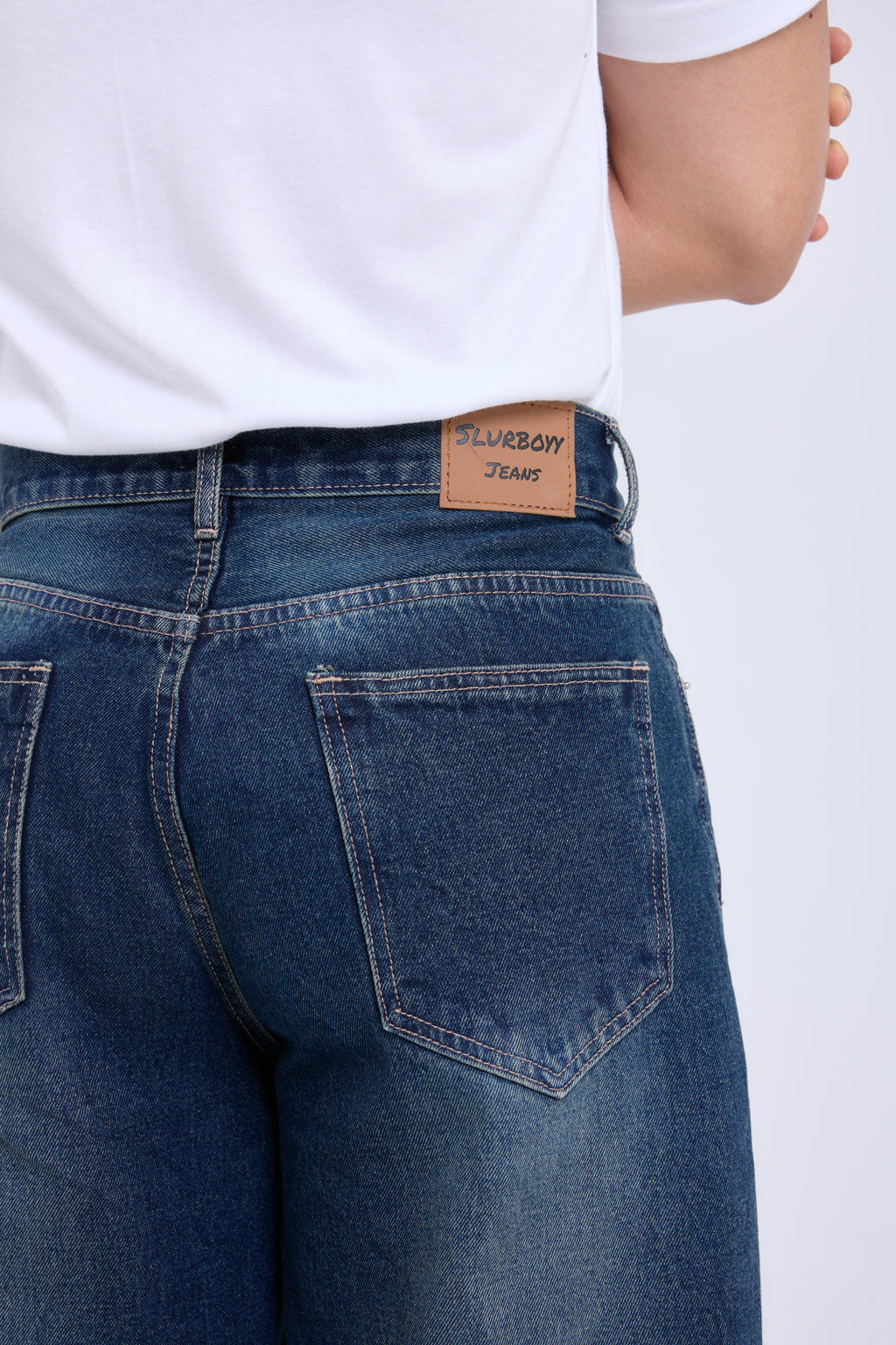 Barrel Jeans กางเกงยีนส์ขากระบอก ทรงบอลลูน (P0057)