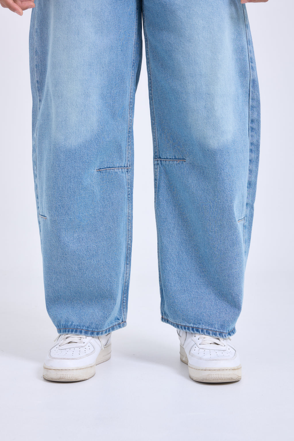 Barrel Jeans กางเกงยีนส์ขากระบอก ทรงบอลลูน (P0057)