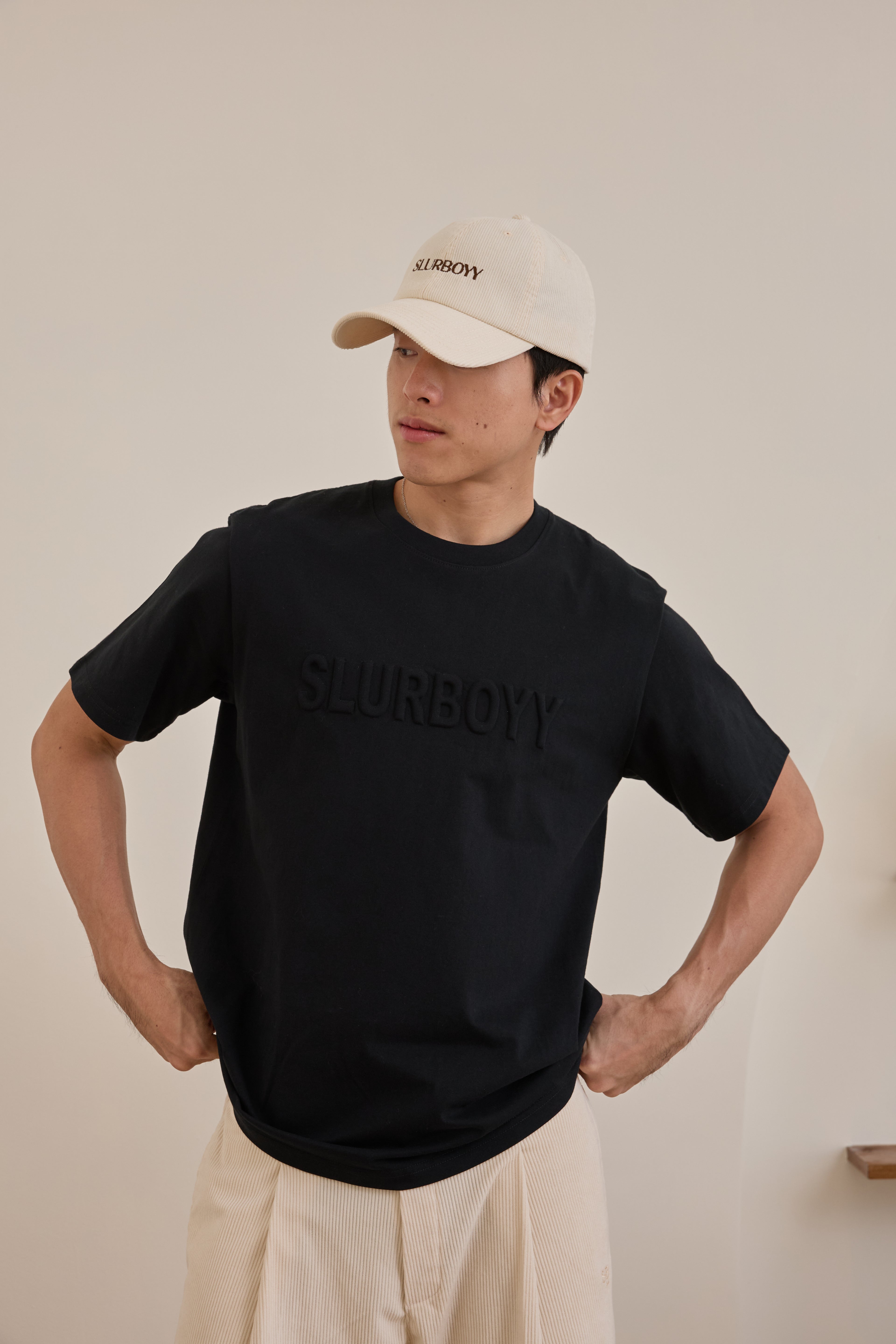 Signature 3D Logo Tee เสื้อยืดเนื้อผ้าคอตตอน โลโก้นูน 3D (SB0852)