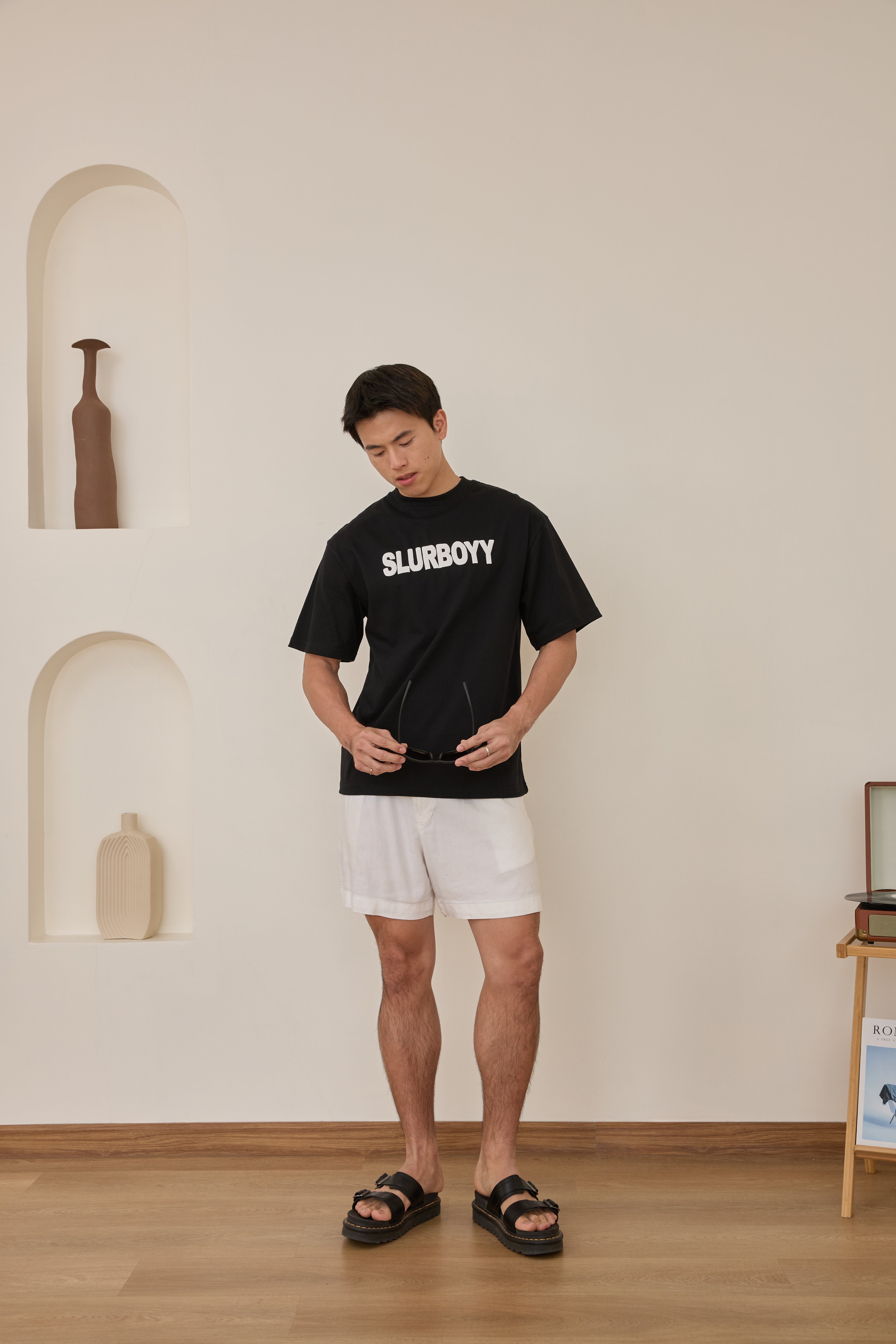 Basic logo tee เสื้อยืดเนื้อผ้าคอตตอน สกรีนนูน (SB0850)