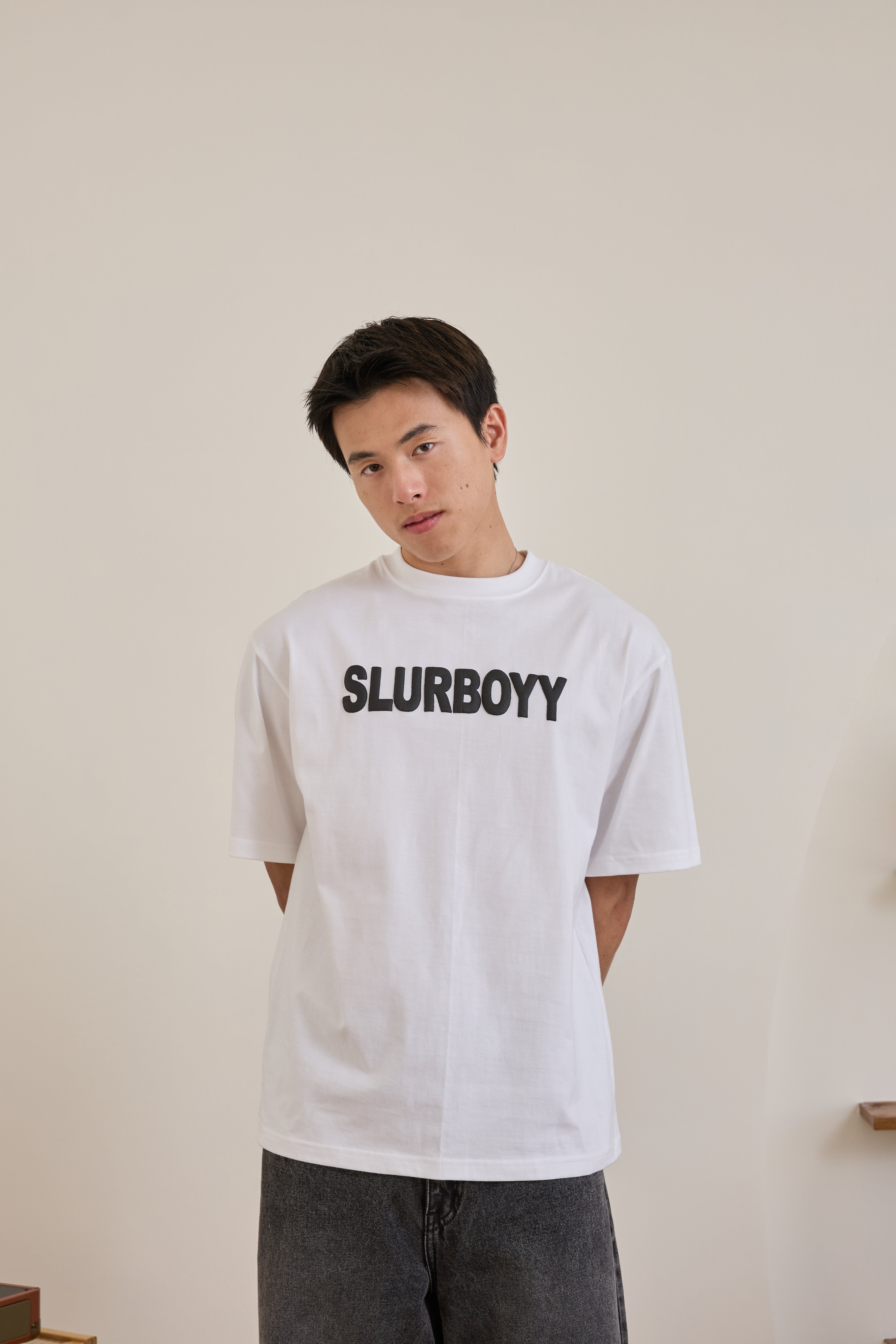 Basic logo tee เสื้อยืดเนื้อผ้าคอตตอน สกรีนนูน (SB0850)