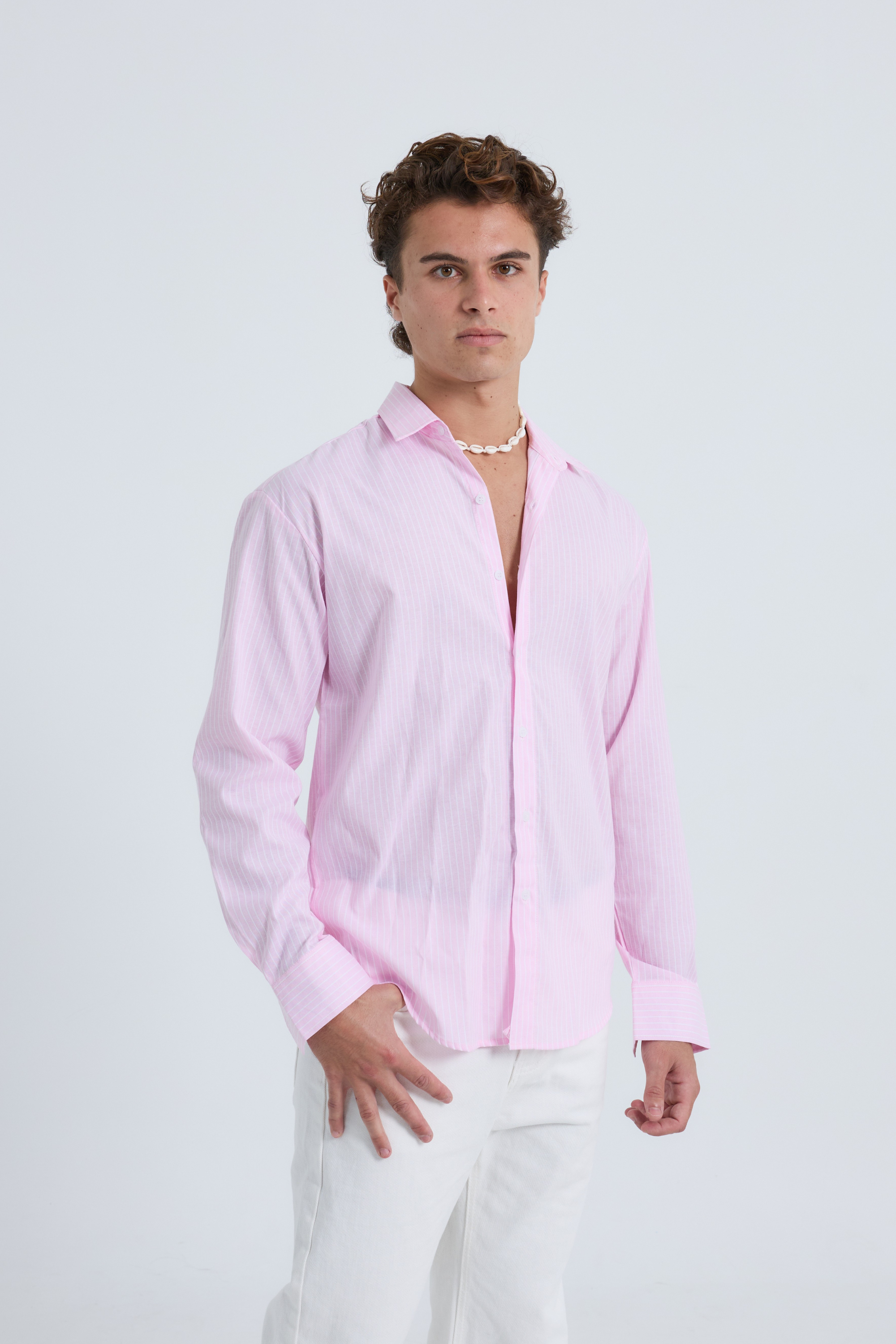 Striped Blue Shirt เสื้อเชิ้ตแขนยาว ลายริ้ว (SB0747)