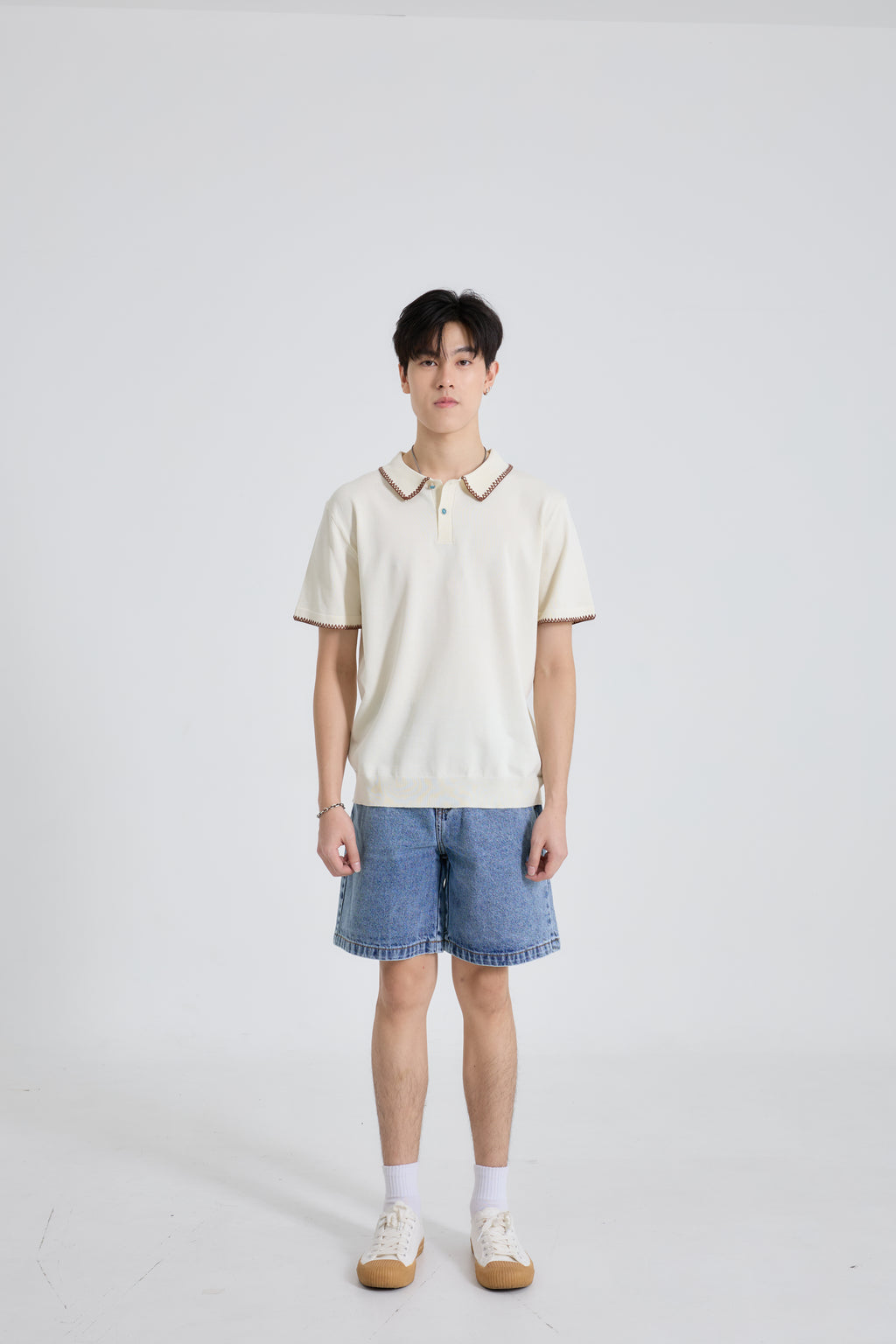 Make Shorts Denim กางเกงยีนส์ขาสั้น ทรงเบสิค (P0046)