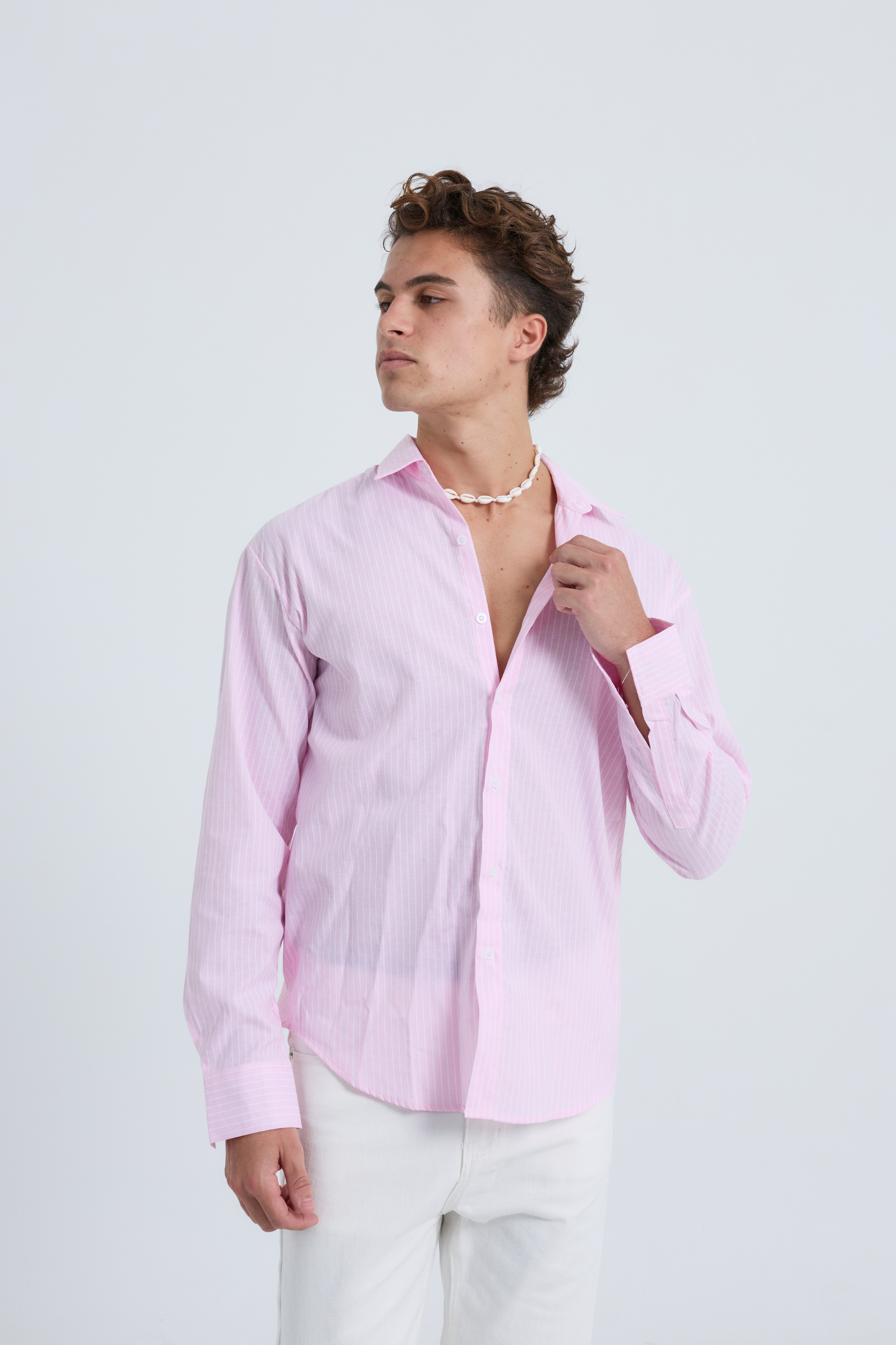 Striped Blue Shirt เสื้อเชิ้ตแขนยาว ลายริ้ว (SB0747)