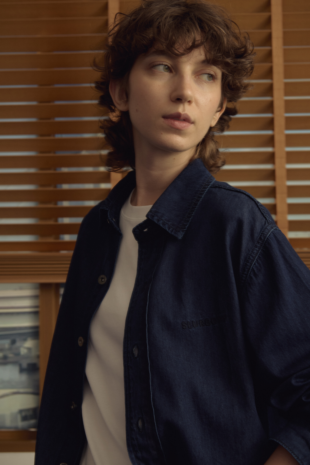 Relax fit denim shirt เสื้อเชิ้ตยีนส์แขนยาว ผ้านุ่ม (SB0857)