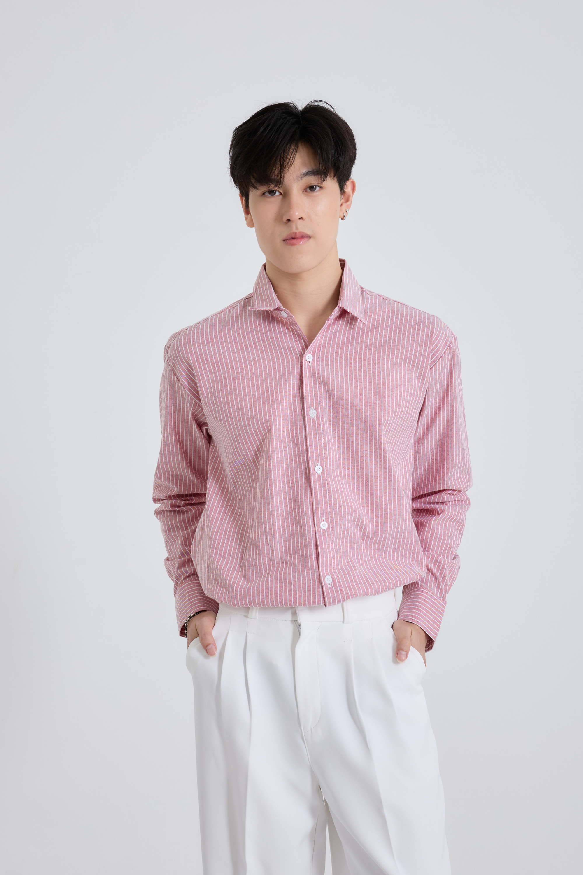 Striped Blue Shirt เสื้อเชิ้ตแขนยาว ลายริ้ว (SB0747)